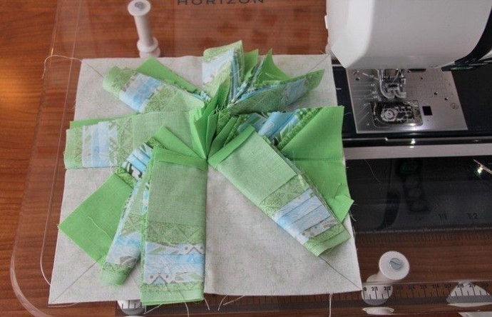 Очень красивая прихватка со звездой