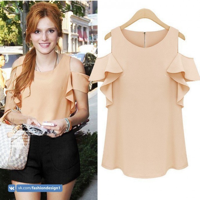 Модная блузка с голыми плечами