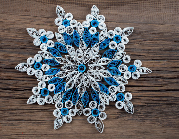 Снежинки в технике квиллинг