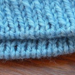 Волшебный набор петель спицами, при котором край изделия получается как фабричный