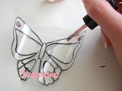 Бабочка из пластиковой бутылки