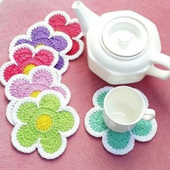 Вязаные подставки под горячее
