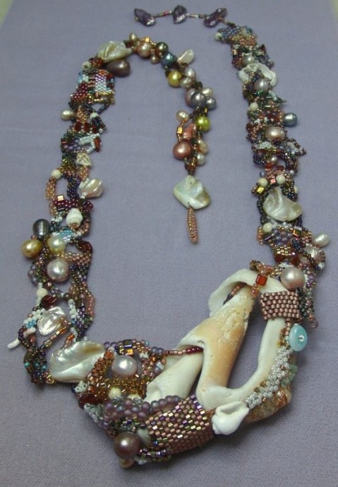 Оригинальные украшения из бисера