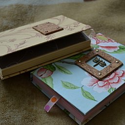 Блокнот в красивой бумажной обложке