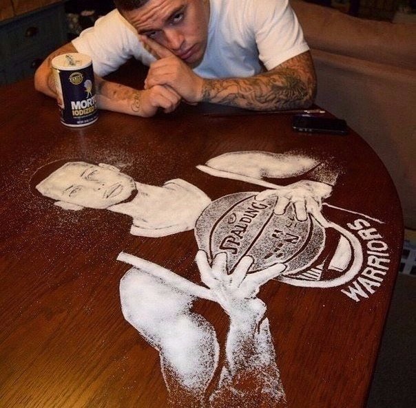 Необычная техника рисования с солью