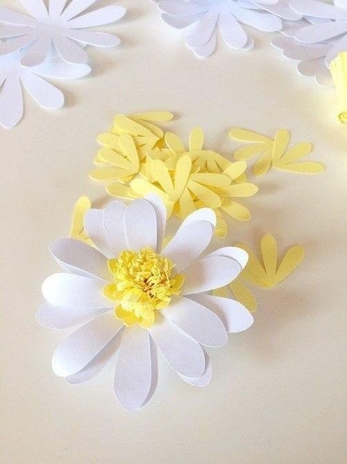 Невероятной красоты ромашки из бумаги