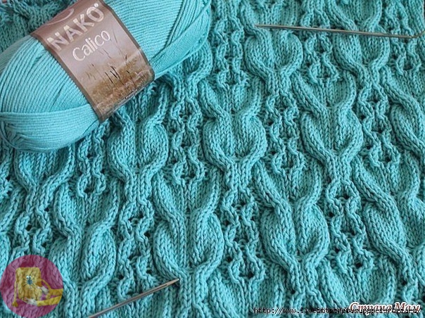 Пуловер с интересным узором
