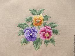 Вышиваем гладью анютины глазки