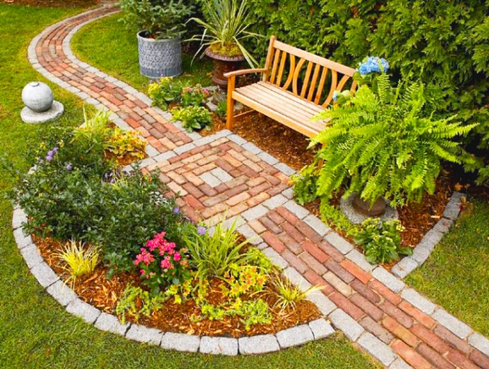 Дачные дорожки: красивы как произведение искусства