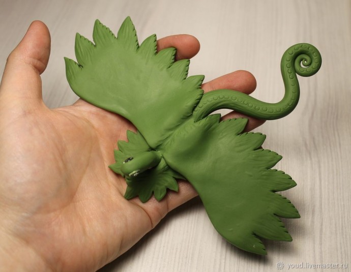Цветочный дракон из полимерной глины Цветочный дракон из полимерной глины