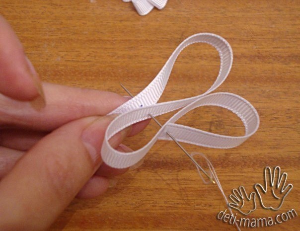 Бабочки из лент: мастер класс