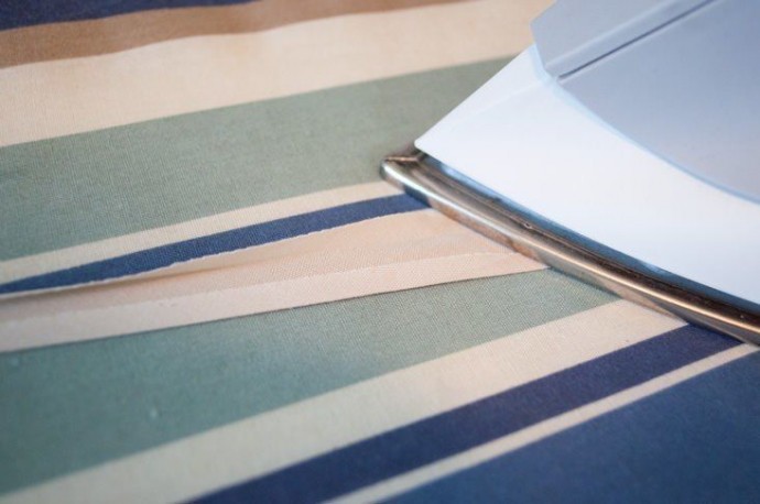 ​Техника обработки проймы косой бейкой