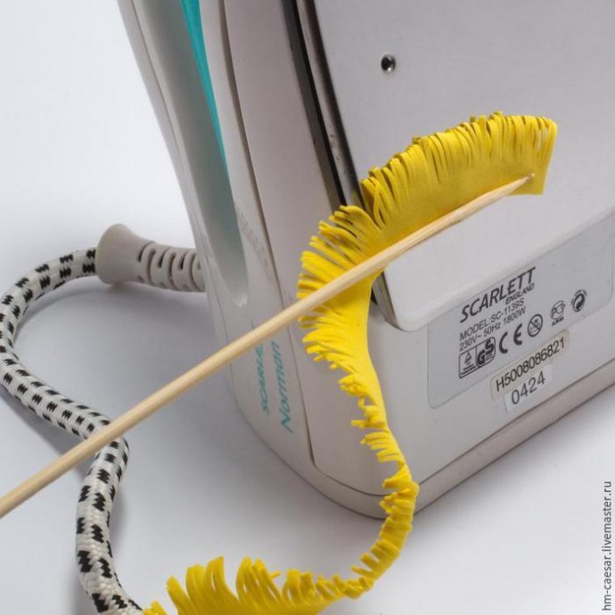 Создаем венок из одуванчиков: работаем с фоамираном