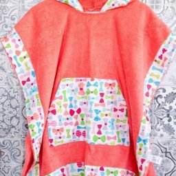 Простые детские халаты с капюшоном