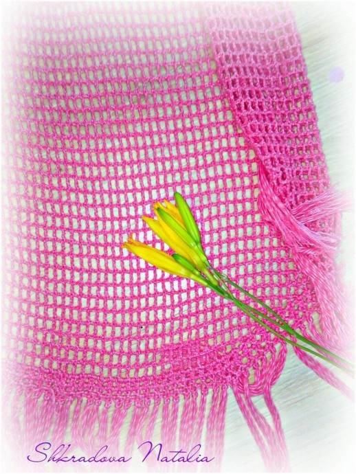 Летний кардиган с основой из салфетки