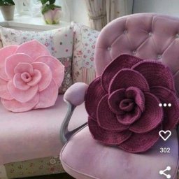 ​Огромный декоративный вязаный цветок