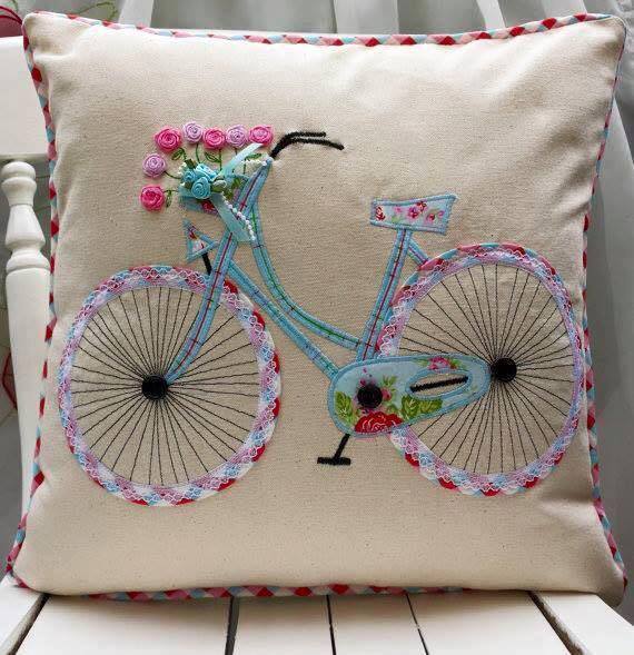 Подушки с веселым настроением: идеи