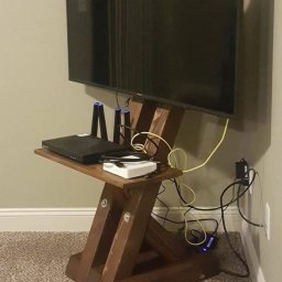 Супер-удобная полка для телевизора своими руками