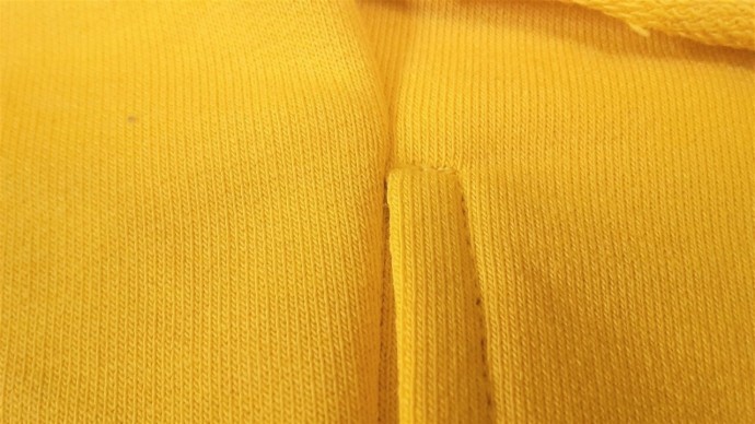 ​Карман в боковом шве