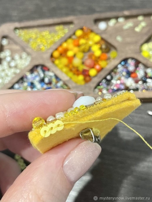 Лимончик из бисера