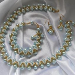 ​Украшения из бисера и бусин