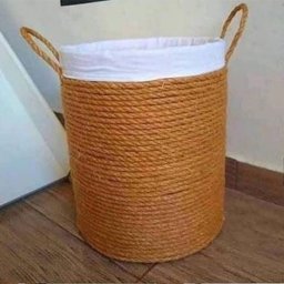 ​Корзина из большой пластиковой бутылки