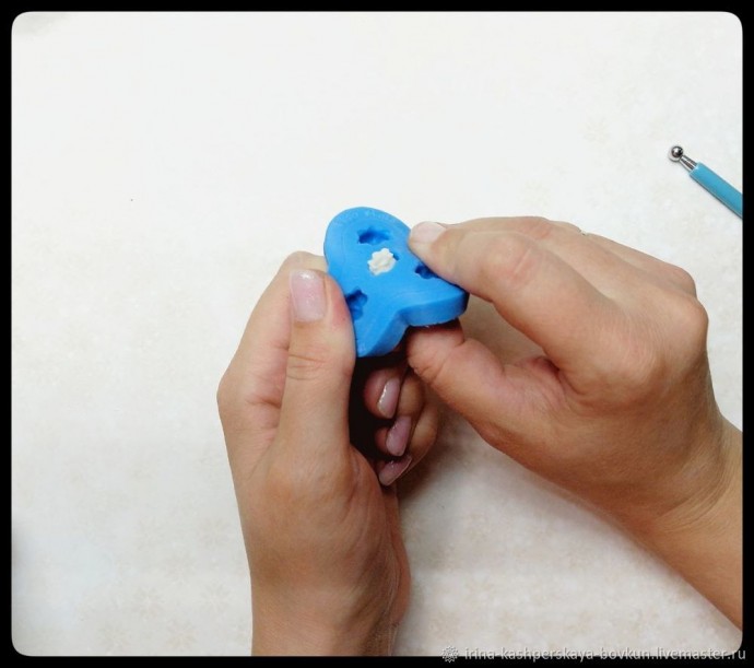 Цветы ландыша из полимерной глины