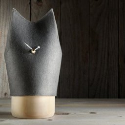 ​Войлочные часы