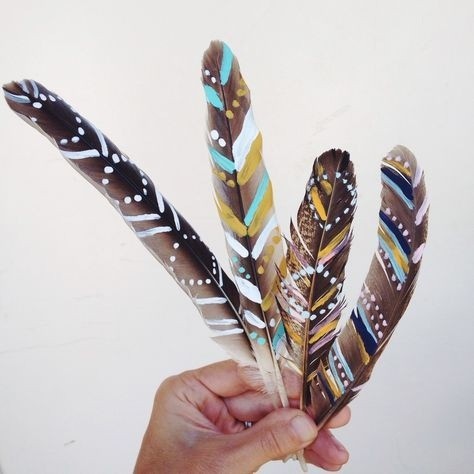 ​Рисуем на перьях