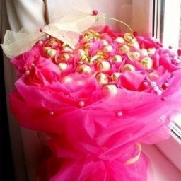 ​Шикарный огромный букет из конфет