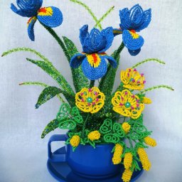 Весенние ирисы из бисера