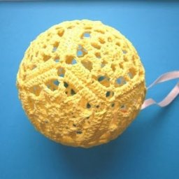 Вязаный шар