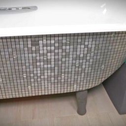 ​Блестящая отделка ванны