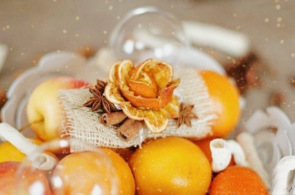 Цитрусовые цветочки из кожуры