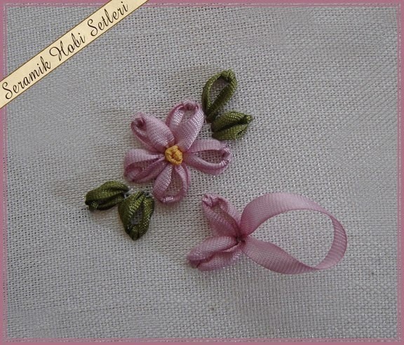 Учимся вышивать лентами: пошагово, доступно и красиво Учимся вышивать лентами: пошагово, доступно и красиво