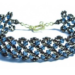 ​Браслет в крестик