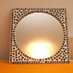 ​Оформление зеркала в рамку из мозаики
