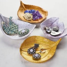 ​Блюдце—листок из холодного фарфора