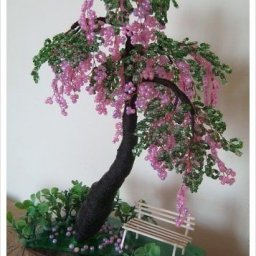 ​Цветущее дерево из бисера