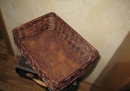 Как быстро сплести корзинку из газетных трубочек