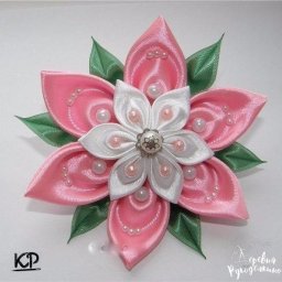 Цветочек канзаши