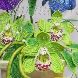 Орхидея из бисера