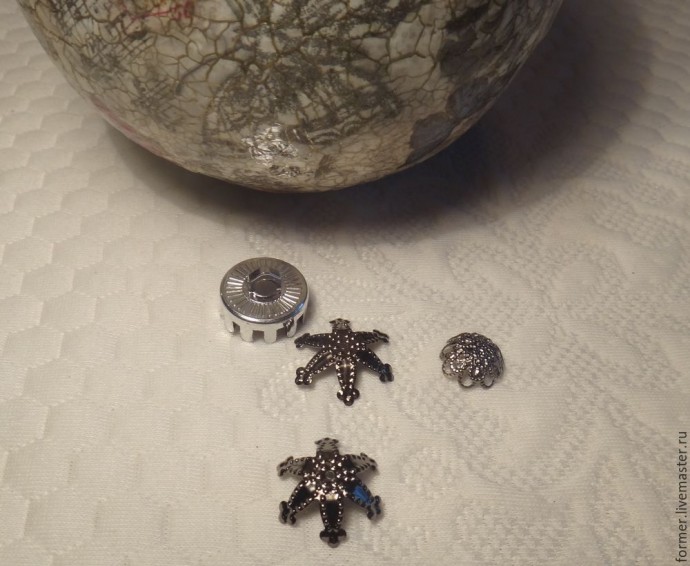 Большой декоративный шар из папье-маше