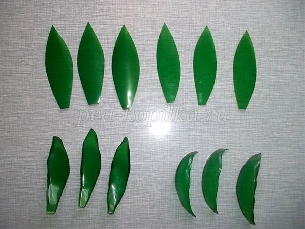 Цветы из пластиковых бутылок для сада: мастер-класс Цветы из пластиковых бутылок для сада: мастер-класс