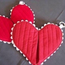 Кухонная прихватка в форме сердца