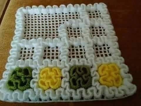 ​Объёмный коврик из пряжи