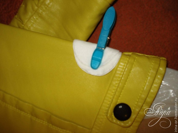 Роспись куртки в русском стиле