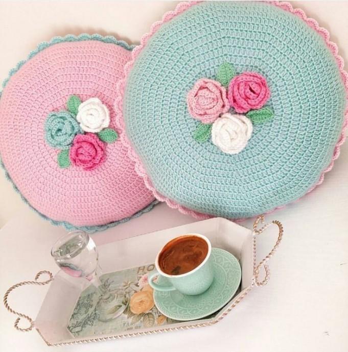 Подушечки для детской или девичьей спаленки