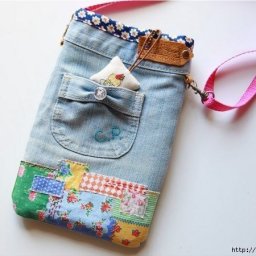 Джинсовые переделки: маленькая сумочка из старых джинсов
