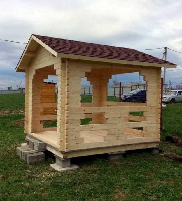 Строительство деревянной беседки